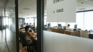 Άλμα 1 δισ. ευρώ στη δαπάνη συνταξιοδότησης στο εννεάμηνο – Οι λόγοι