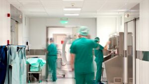 Στο 1,47 δισ. ευρώ οι ληξιπρόθεσμες οφειλές της Υγείας – Πόσα χρωστούν νοσοκομεία, ΕΟΠΥΥ [πίνακας]