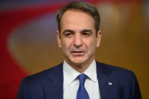 Σήμερα ανακοινώνεται η αύξηση του νέου κατώτατου μισθού στα 880 ευρώ