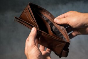 ΙΝΕ-ΓΣΕΕ: Γιατί είμαστε η χώρα των «εργαζόμενων φτωχών»