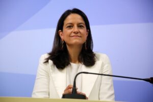 Εργασιακό νομοσχέδιο: Το μηνιαίο όφελος για τον εργαζόμενο από τις νέες ρυθμίσεις