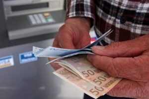 Συντάξεις: Στόχος η έκδοση μέσα σε ένα μήνα
