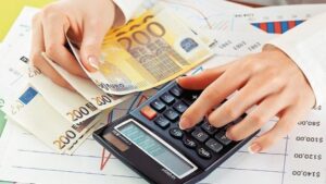 Ρύθμιση οφειλών: Στο τραπέζι η επιστροφή των 120 δόσεων