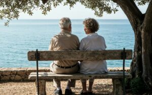 Εφάπαξ: Κερδισμένοι και χαμένοι από τις περικοπές Κατρούγκαλου