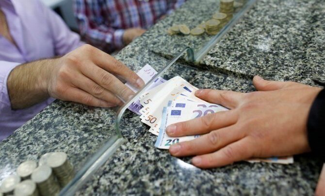 Πλασματικά έτη δύο ταχυτήτων: Tι ισχύει σε δημόσιο και ιδιωτικό τομέα