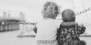 ΕΤ – Forum για το δημογραφικό: Αποκαλυπτικά και δυσοίωνα στοιχεία για την εξέλιξη του προβλήματος – Τι κατέγραψε η δημοσκόπηση της Palmos Analysis και η έρευνα της ΙΔΕΜ