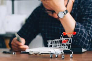 Οικονομικό κλίμα: Νέα επιδείνωση το Νοέμβριο – Βουλιάζει η καταναλωτική εμπιστοσύνη