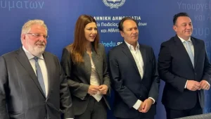 Σύμπραξη ΠΕΦ – Πολιτείας για εξειδικευμένο ανθρώπινο δυναμικό