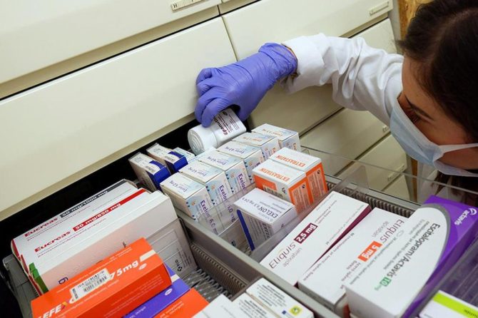 Σπάσιμο δαπάνης: ‘Εφτασε το κάλεσμα του ΕΟΠΥΥ προς τους Συνδέσμους Φαρμακευτικών Εταιρειών